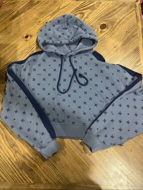 Women’s Light Blue Patterned Cropped Hoodie